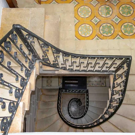 Casa 4 Floor Townhouse And Private Pool Naxxar