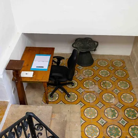 Casa 4 Floor Townhouse And Private Pool Naxxar