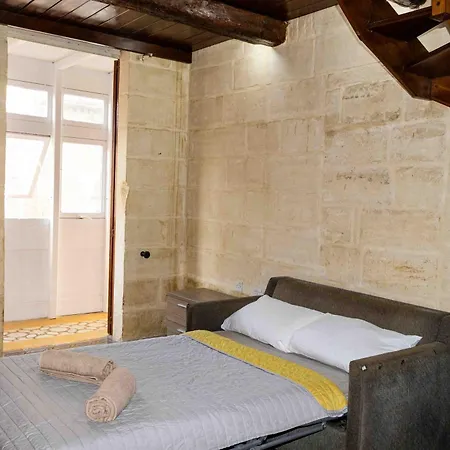 Casa 4 Floor Townhouse And Private Pool * Naxxar
