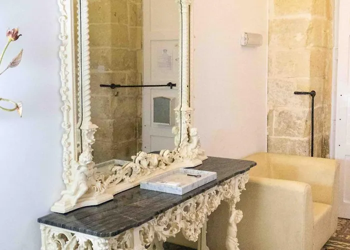Casa 4 Floor Townhouse And Private Pool Naxxar