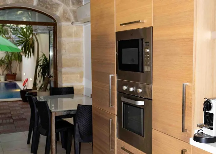 Casa 4 Floor Townhouse And Private Pool Villa *