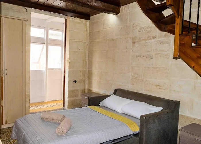 Casa 4 Floor Townhouse And Private Pool * Naxxar