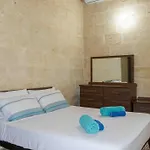 Casa 4 Floor Townhouse And Private Pool فيلة