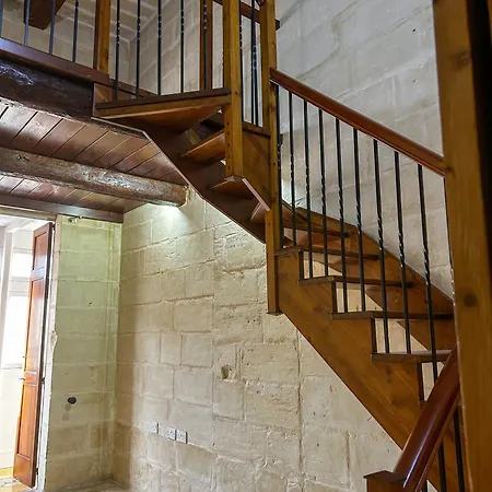Villa Casa 4 Floor Townhouse And Private Pool Naxxar