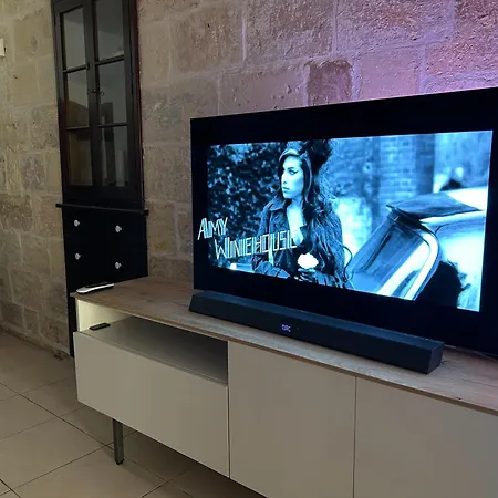 Casa 4 Floor Townhouse And Private Pool Villa Naxxar