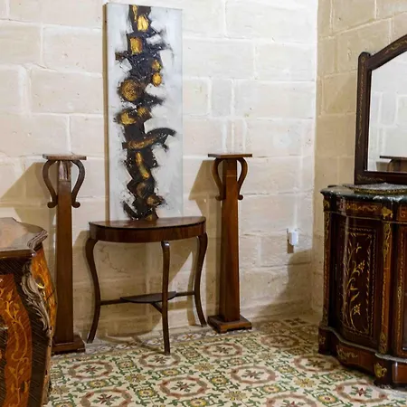 Villa Casa 4 Floor Townhouse And Private Pool Naxxar