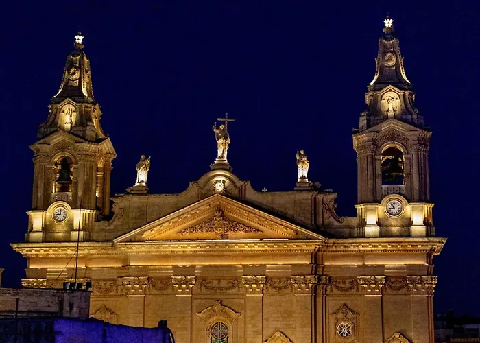 Casa 4 Floor Townhouse And Private Pool Vilă