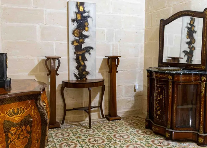 Villa Casa 4 Floor Townhouse And Private Pool Naxxar