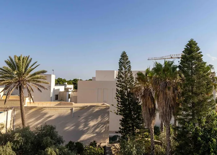 Casa 4 Floor Townhouse And Private Pool Naxxar